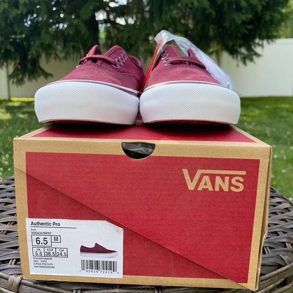 NWT/NIB Adult Vans Authentic Suede Pro Sneaker in Port (Sz 6.5 Men/ 8 Women) - Picture 3 of 12